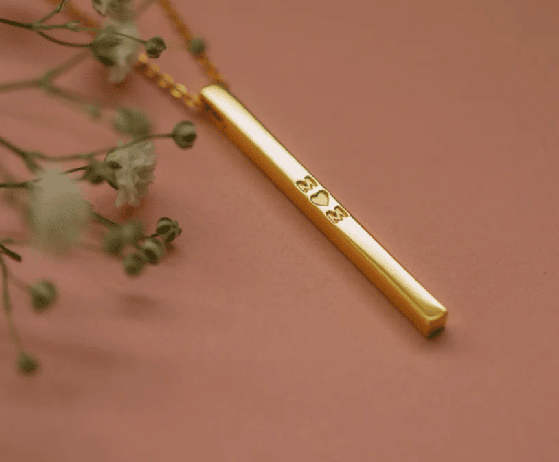 Mom Bar Necklace