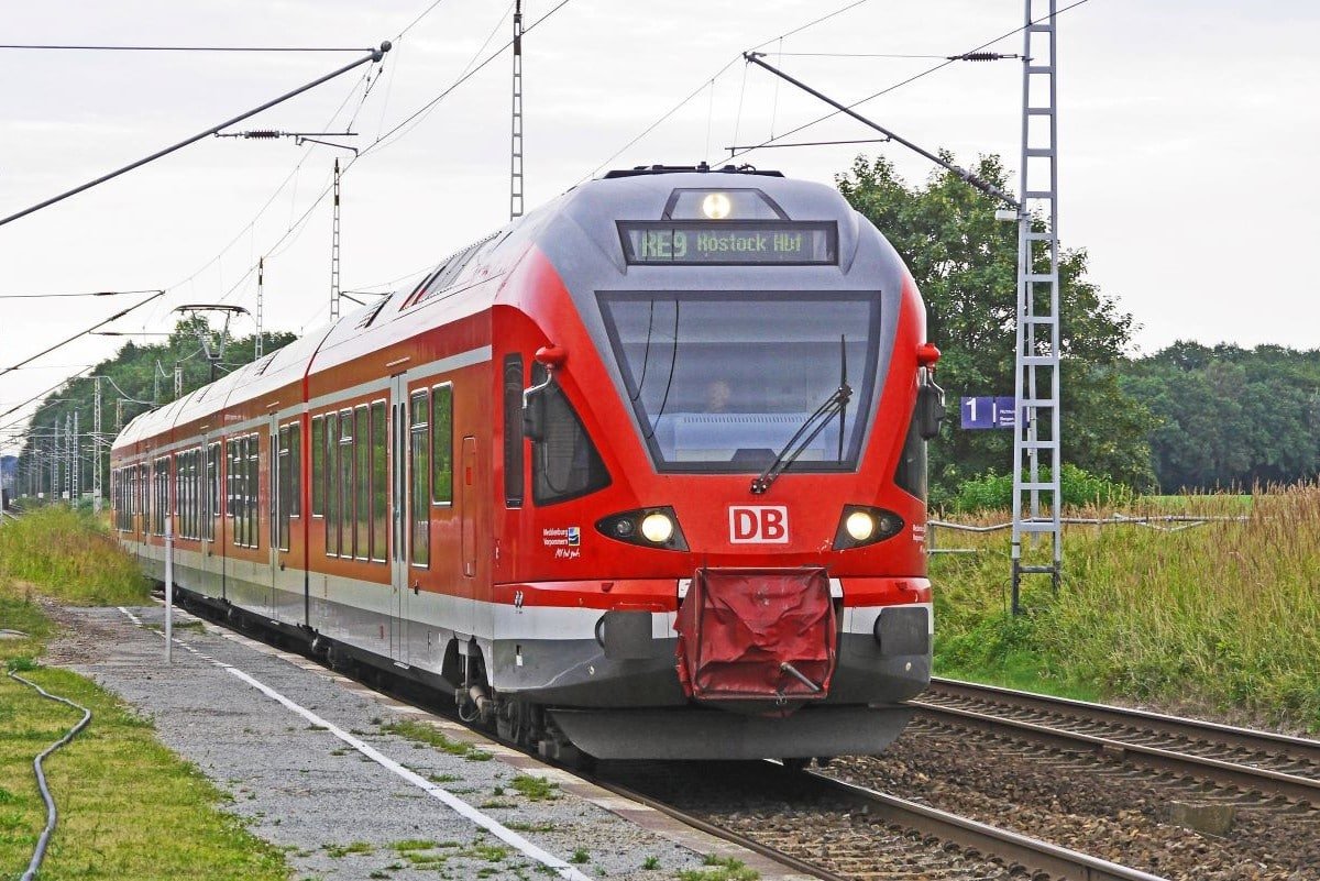 Save Money On Travel With Amtrak's Senior Discount