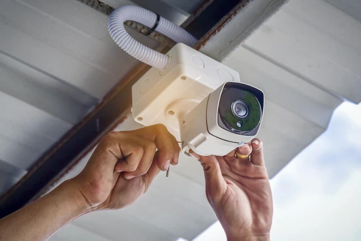 Set Up Your Home Security System For Free - No Monthly Fee Required!