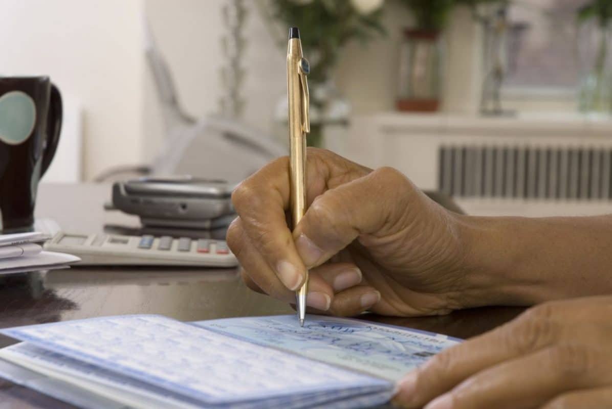 Why Seniors Should Choose an Online Bank